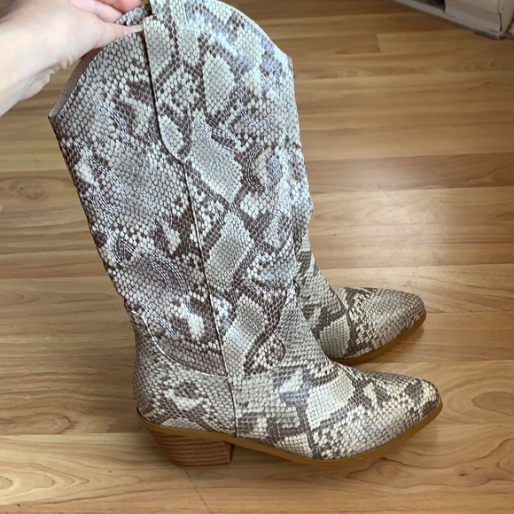 Snakeskin print cowboy boots new size 7 - Picture 3 of 8